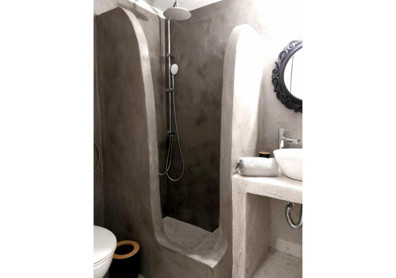Overhill Apartments Adamas Kültér fotó