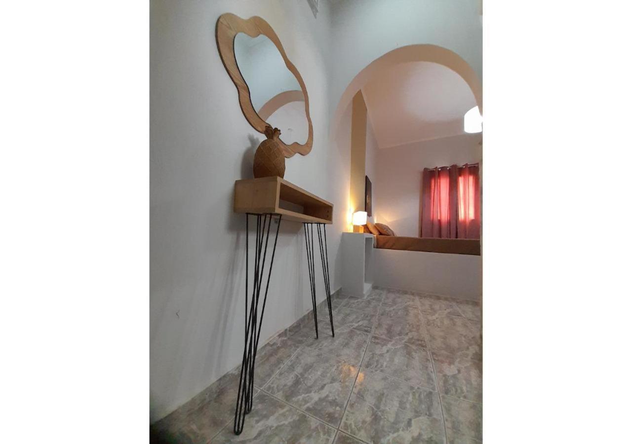 Overhill Apartments Adamas Kültér fotó