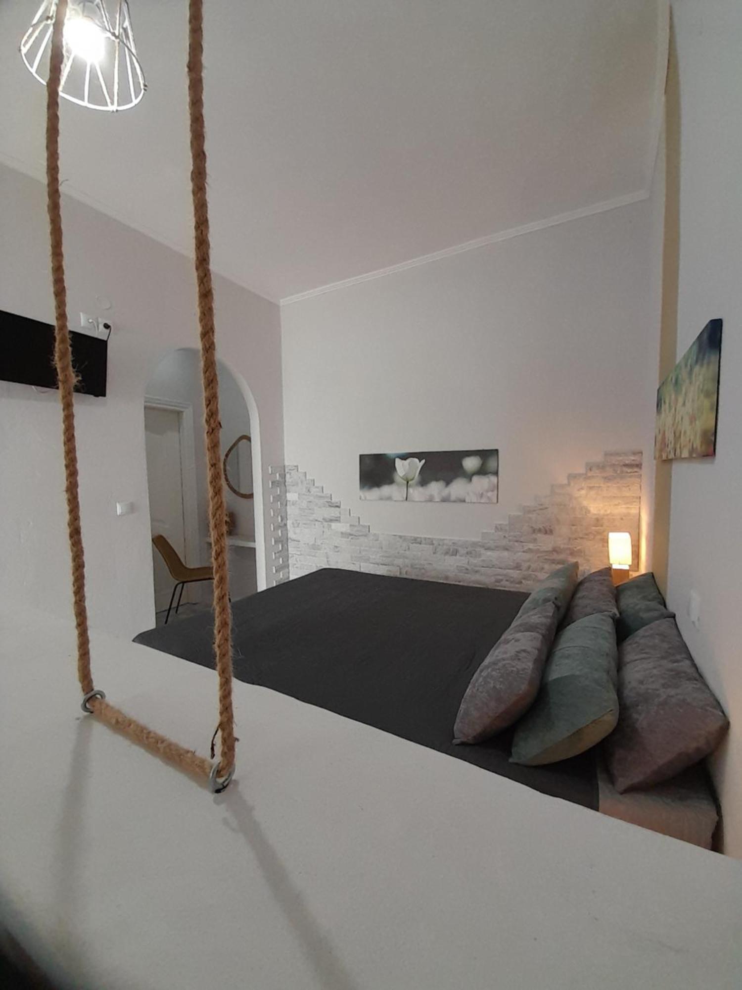 Overhill Apartments Adamas Kültér fotó